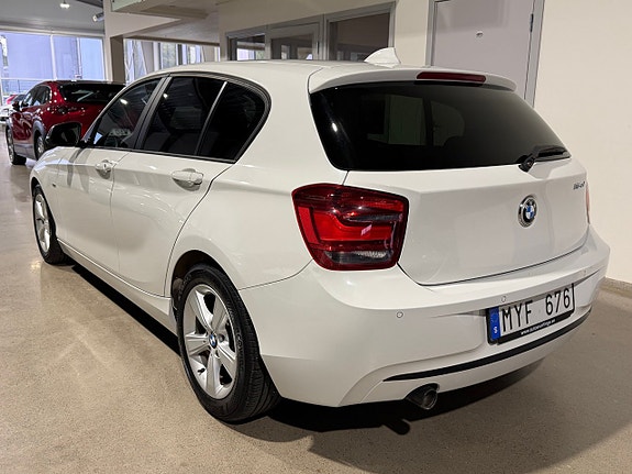 BMW 116d 9 of 23