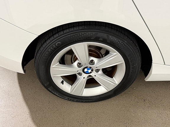 BMW 116d 13 of 23