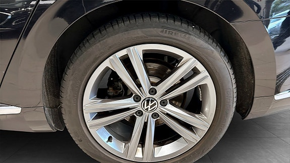 Volkswagen Arteon 6 of 13