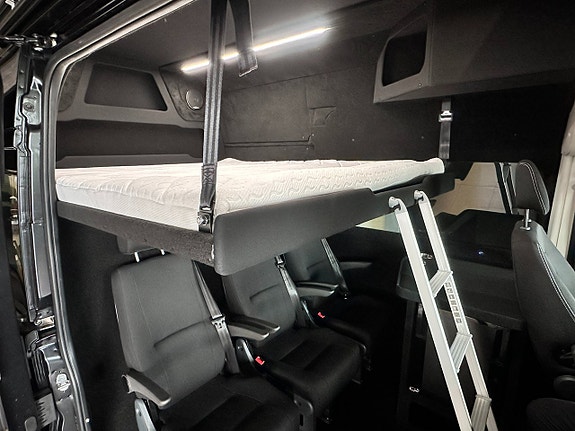 Peugeot Boxer 9 of 18