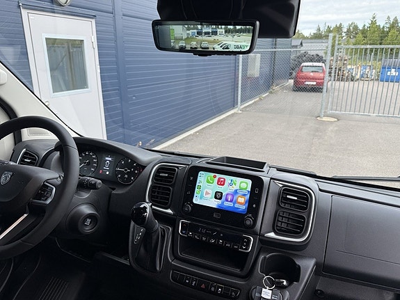 Peugeot Boxer 13 of 18