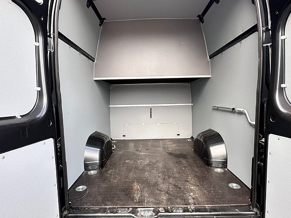 Peugeot Boxer 14 of 18