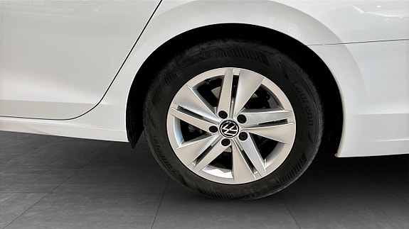 Volkswagen Golf I 8 of 12