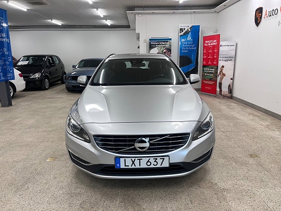 Volvo V60 2 of 18