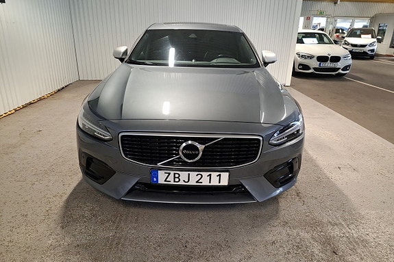 Volvo S90 8 of 24