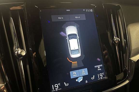 Volvo S90 15 of 24