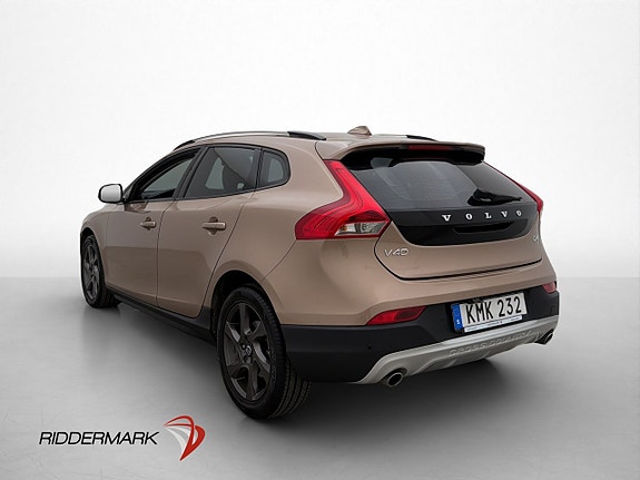 Volvo V40 Cross Country 6 of 30