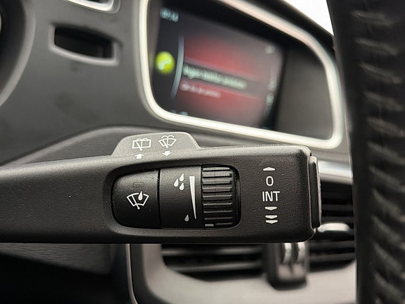 Volvo V40 Cross Country 19 of 30