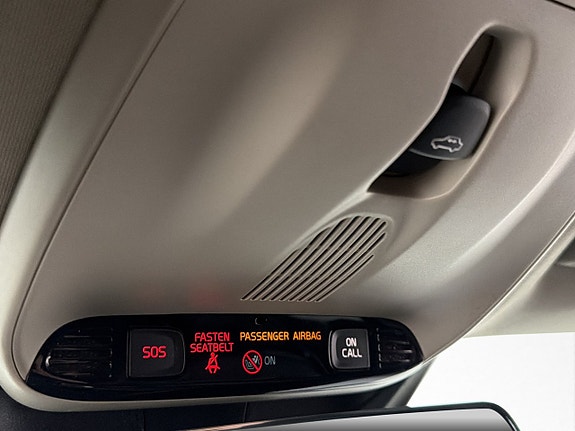 Volvo V40 Cross Country 26 of 30