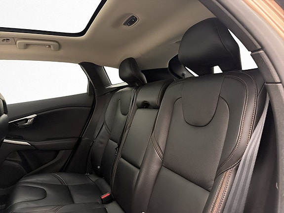 Volvo V40 Cross Country 29 of 30