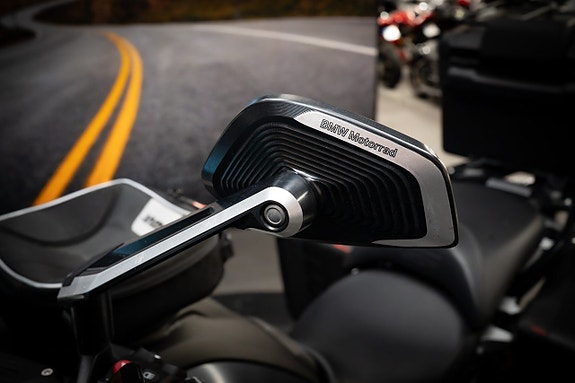 BMW R 1250 GS Triple Black "Akrapovic" 19 of 24