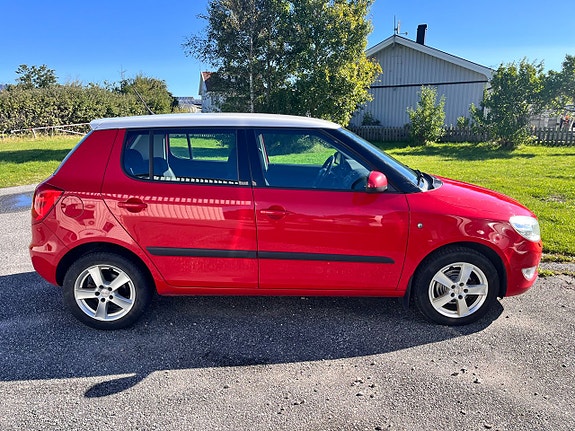 Skoda Fabia 4 of 8