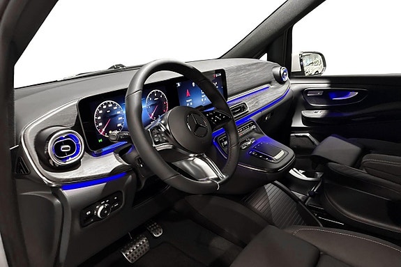 Mercedes-Benz V300 d 6 of 14