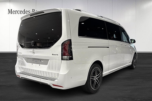 Mercedes-Benz V300 d 4 of 14