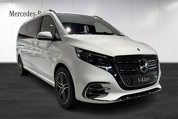 Mercedes-Benz V300 d 2 of 14