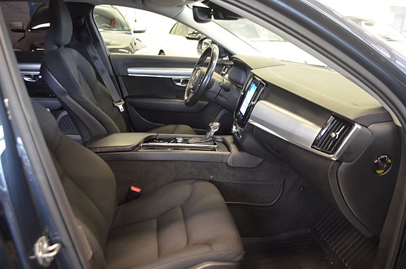 Volvo V90 17 of 25