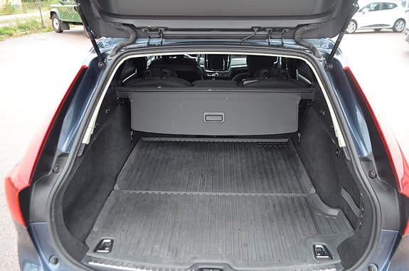 Volvo V90 22 of 25