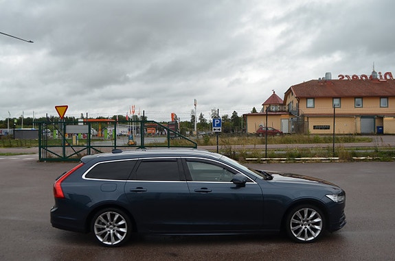 Volvo V90 14 of 25