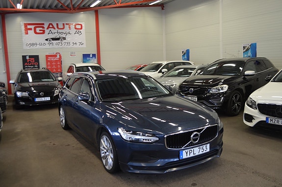 Volvo V90 3 of 25