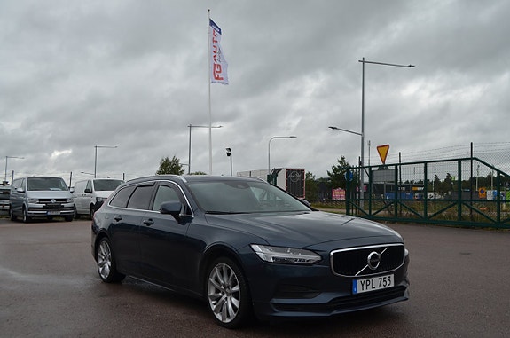 Volvo V90 16 of 25