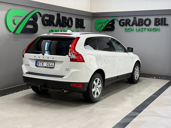Volvo XC60 5 of 23