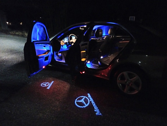 Mercedes-Benz E220 7 of 11
