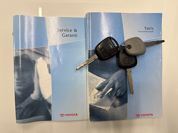 Toyota Yaris 17 of 18