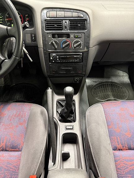 Toyota Avensis 15 of 19
