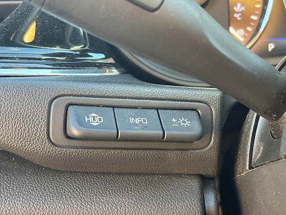 Opel Insignia 16 of 30