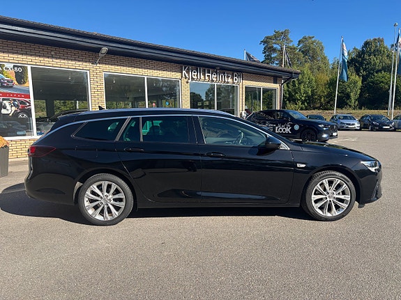 Opel Insignia 7 of 30