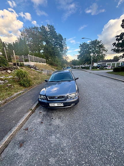 Volvo V40 4 of 4