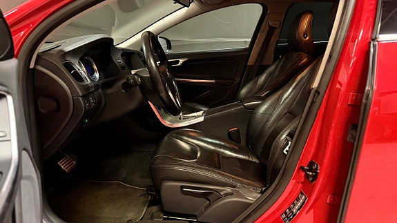 Volvo V60 17 of 29