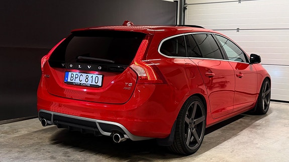Volvo V60 11 of 29