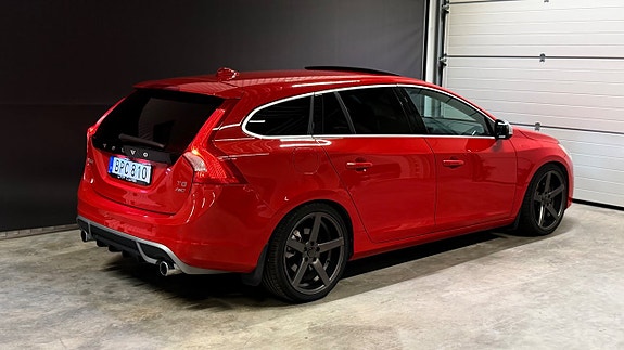 Volvo V60 12 of 29