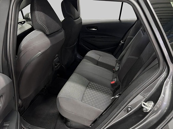 Toyota Corolla 11 of 19