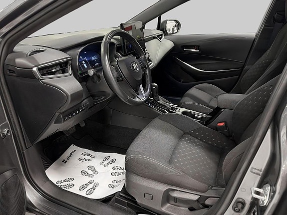 Toyota Corolla 14 of 19