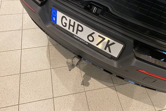 Volvo EX40 11 of 13