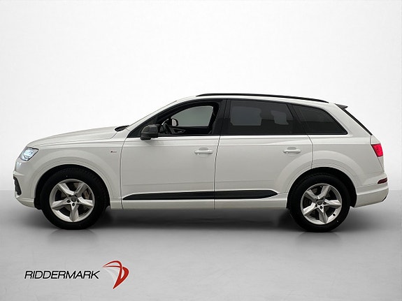 Audi Q7 4 of 30