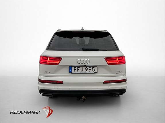 Audi Q7 5 of 30