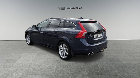 Volvo V60 4 of 12