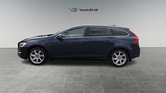 Volvo V60 3 of 12