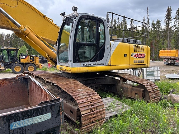 Grävmaskin New Holland E485 4 of 5