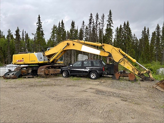 Grävmaskin New Holland E485