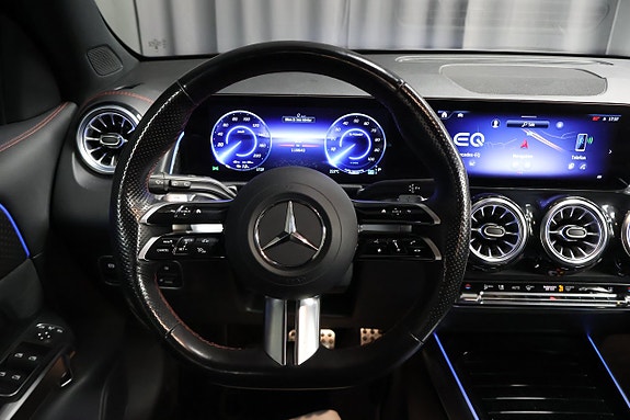 Mercedes-Benz EQB300 18 of 27