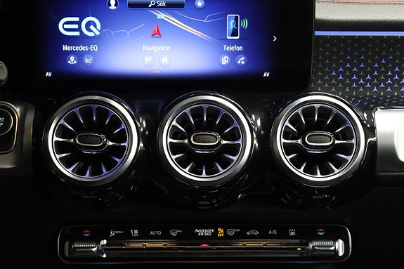 Mercedes-Benz EQB300 23 of 27