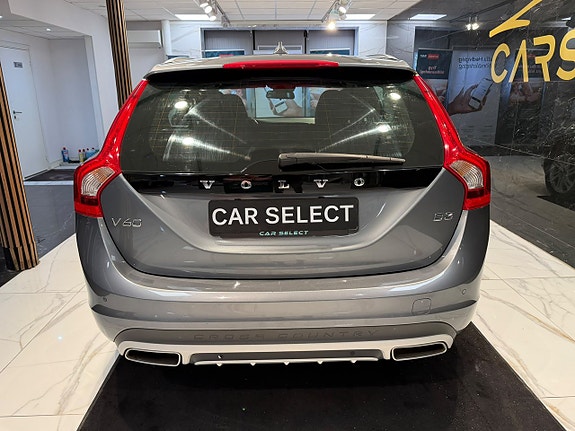 Volvo V60 Cross Country 4 of 27