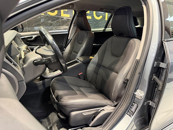 Volvo V60 Cross Country 17 of 27