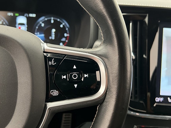 Volvo V90 22 of 30