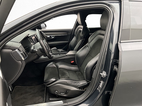 Volvo V90 13 of 30