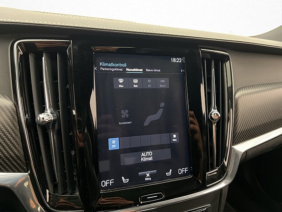 Volvo V90 26 of 30